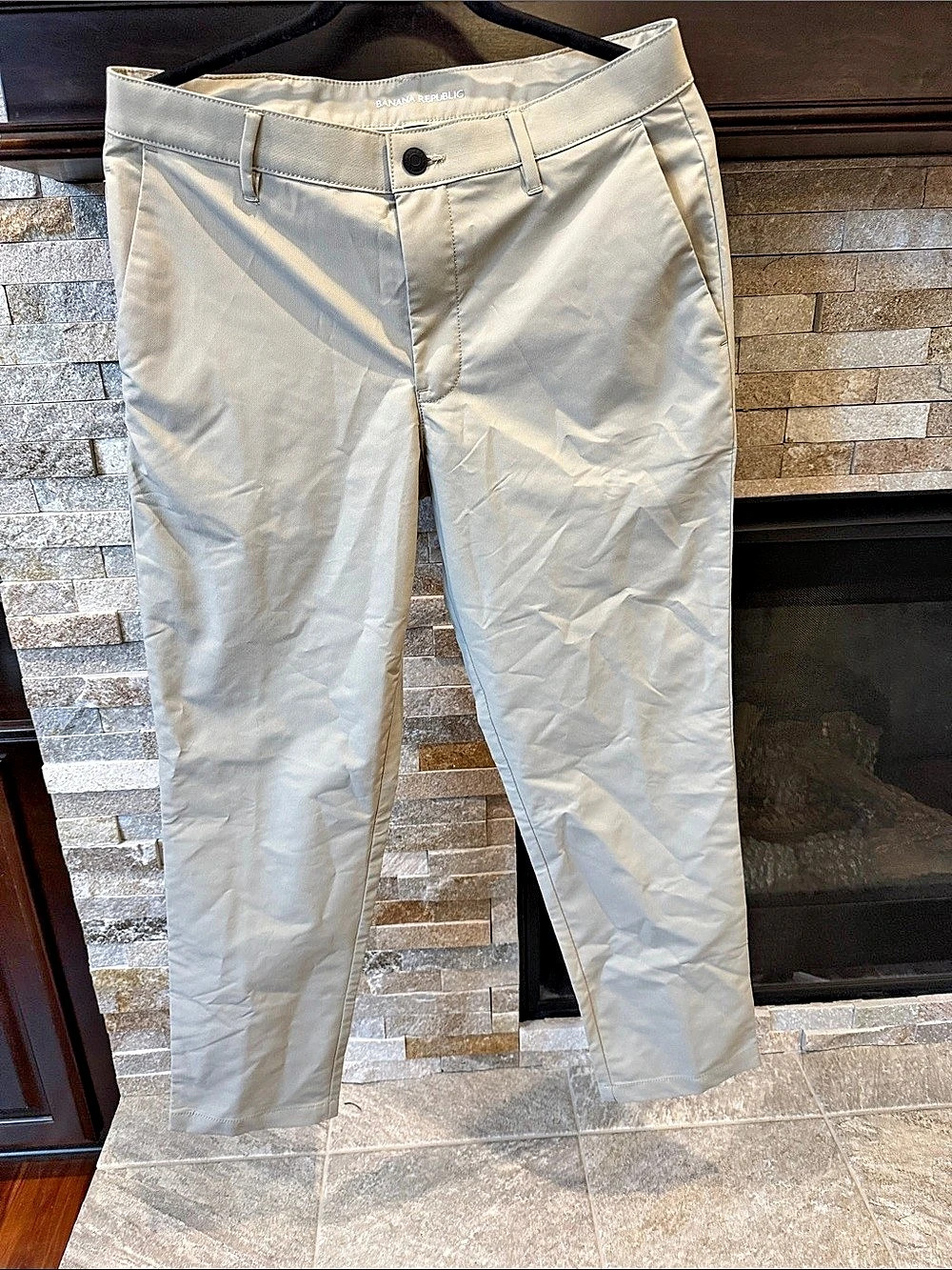 Banana Republic Traveler Pant Straight Leg Beige Waist 32x30